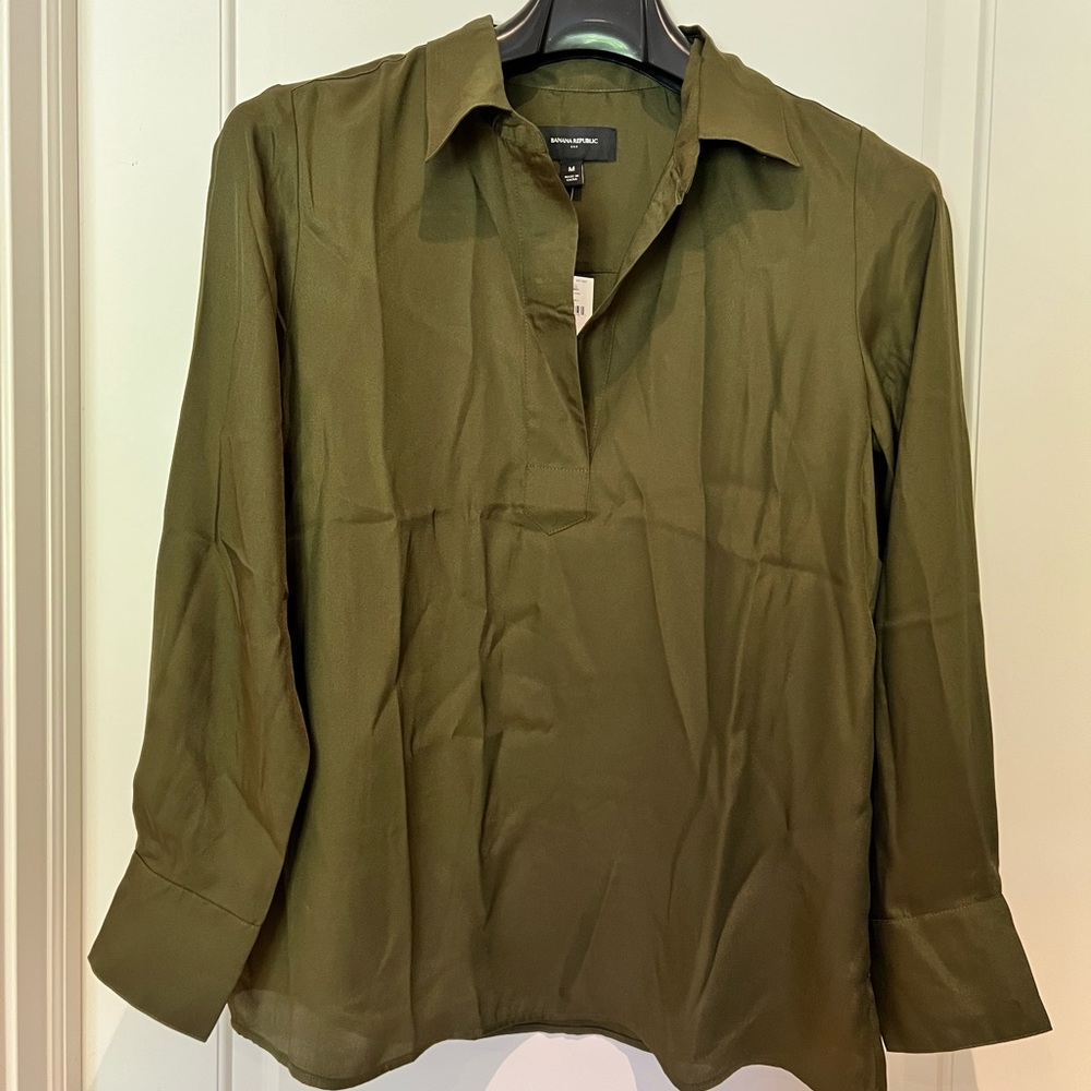Banana Republic Olive Blouse
